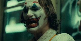 它因为尺度太大，被美国人*制抵**上映，“小丑”终将成为经典