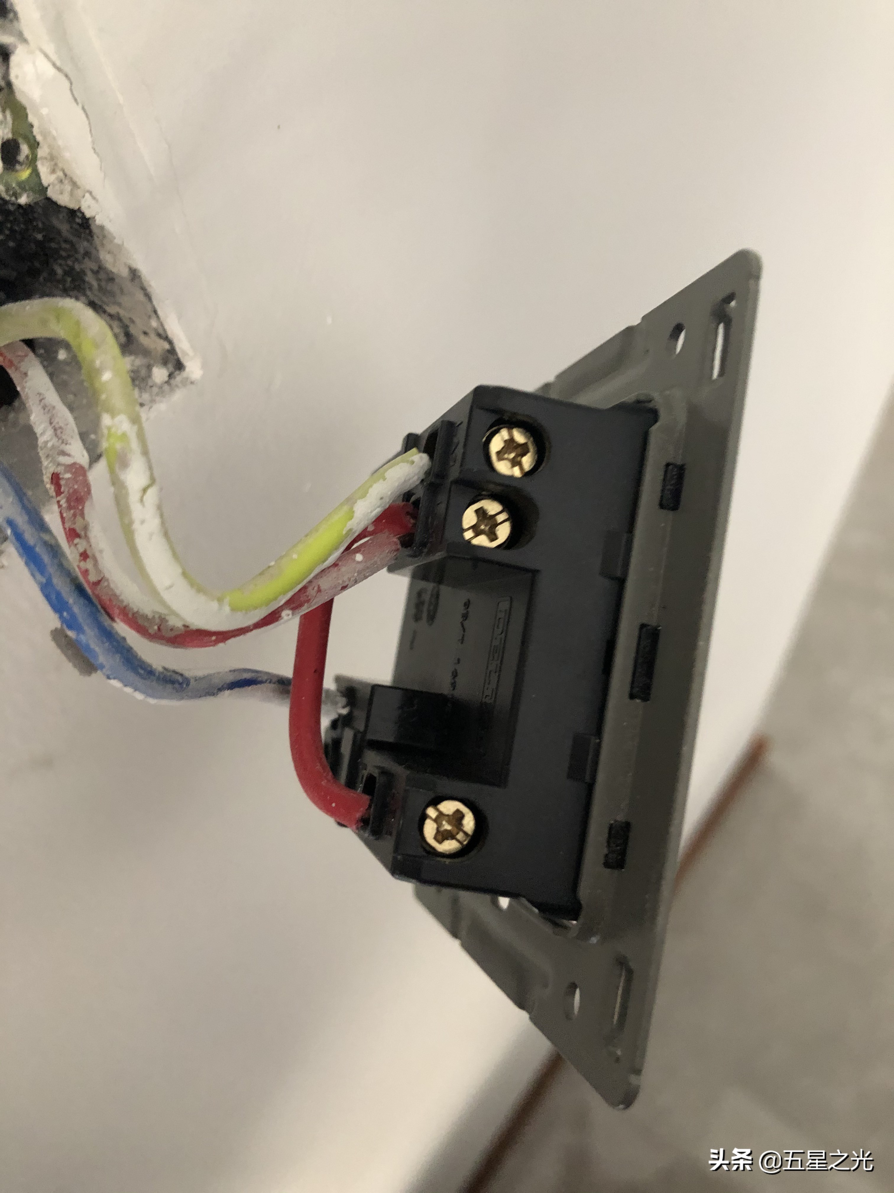 绿米墙壁开关,绿米墙壁开关如何连接