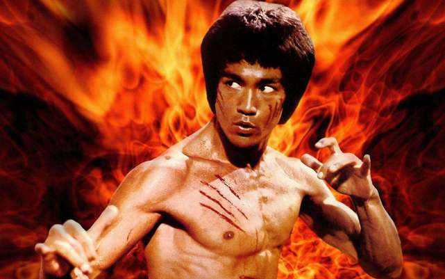 历史上的叶问真的能打十个吗,历史上真实的叶问有多强