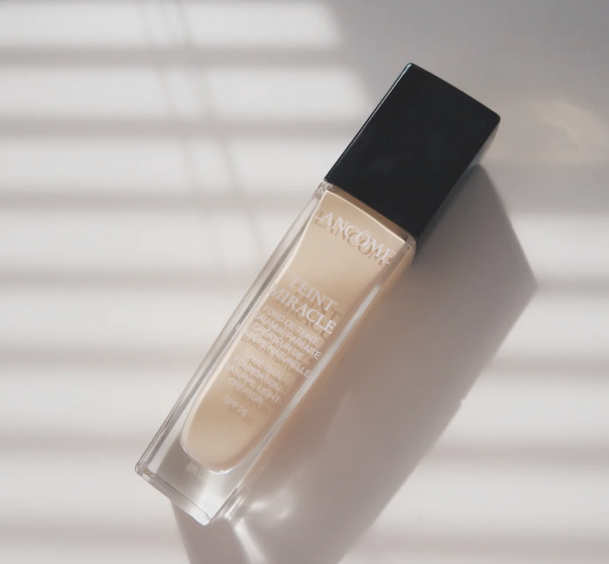 兰蔻粉底液小气泡遮瑕持久,兰蔻和ysl粉底液哪个适合干皮遮瑕