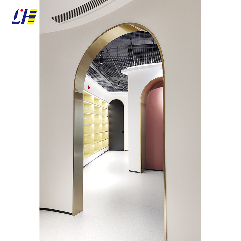 现代时髦装饰材料,不锈钢香槟金门框,人人都夸太有档次了