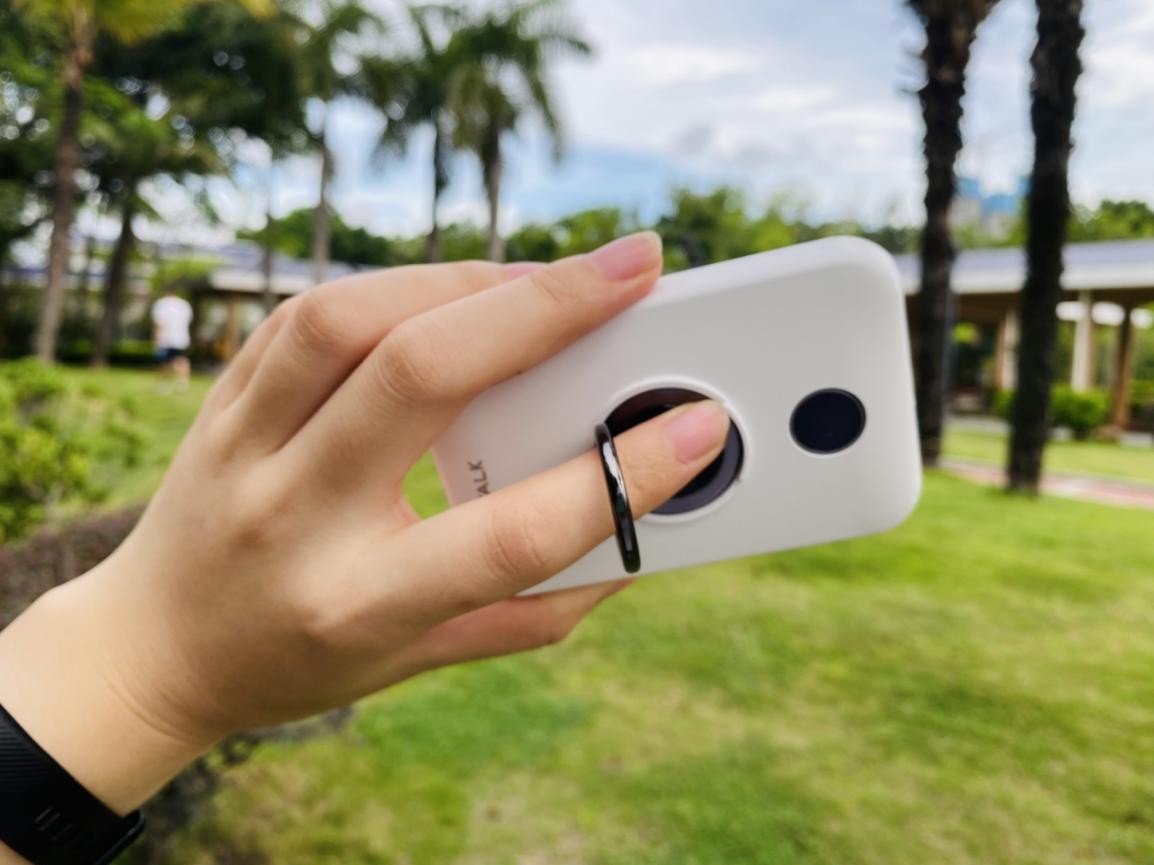 iwalk磁吸无线充电宝充多少电,iwalk无线充电宝吸盘式测评