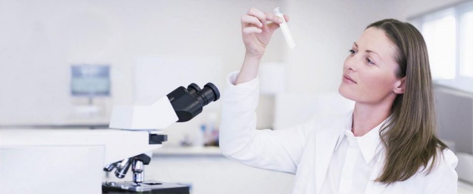 一岁多孩子喝奶粉营养够吗,一岁多小孩喝奶粉有营养吗