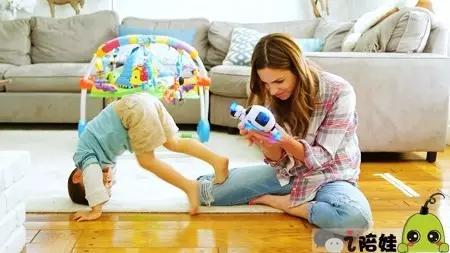 妈妈晒出家里的十二个女儿,妈妈晒出两个女儿