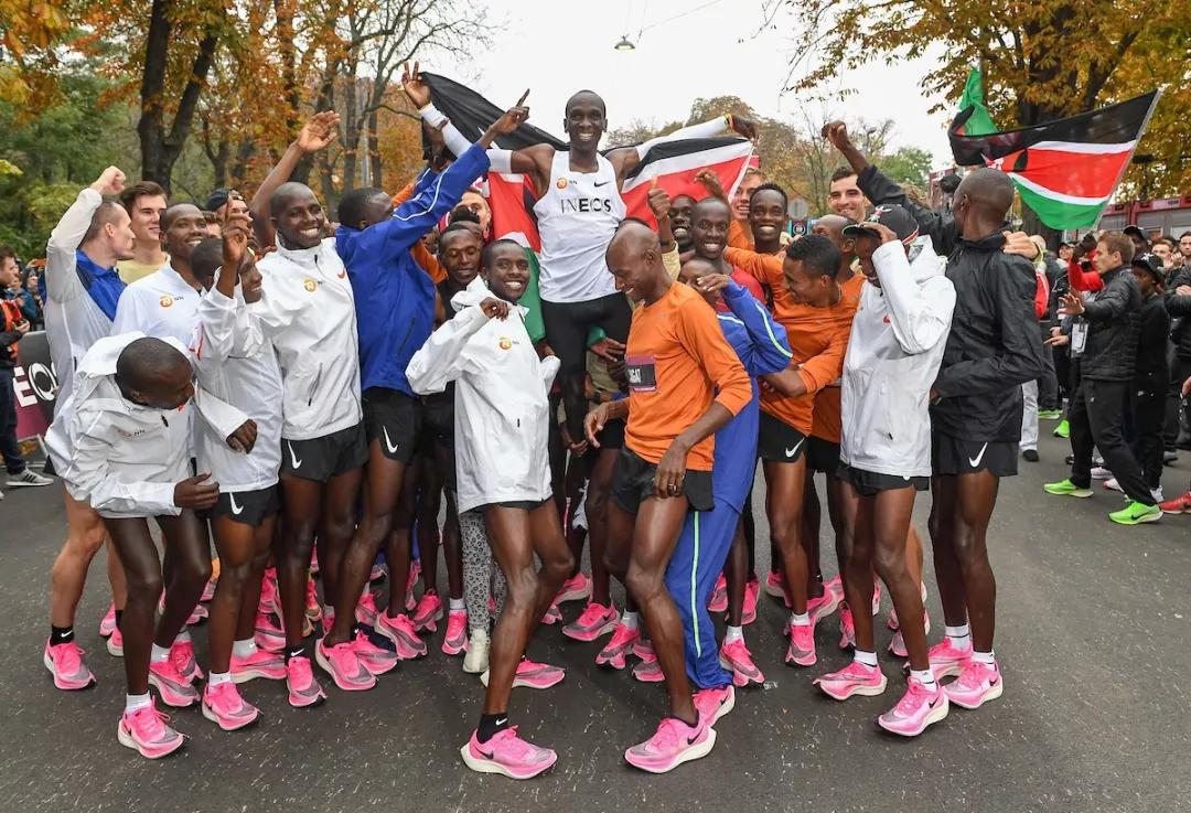 谁才是碳板跑鞋的消费主力军,碳板跑鞋分几类