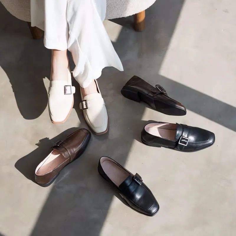 春夏值得入手的10款鞋子,秋天最时髦好穿的鞋这4双必买