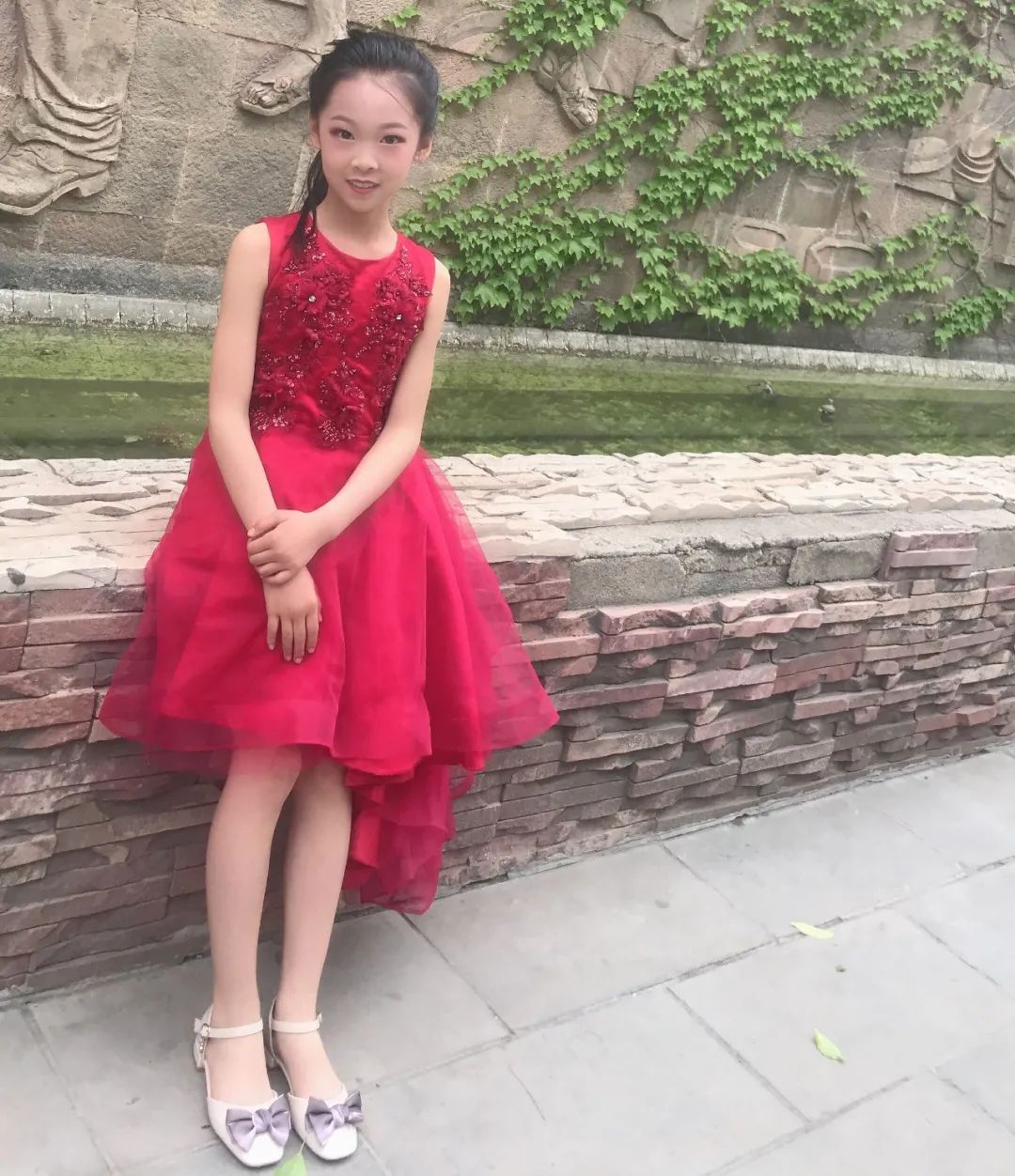 奔涌的后浪,后浪奔涌奋斗青年