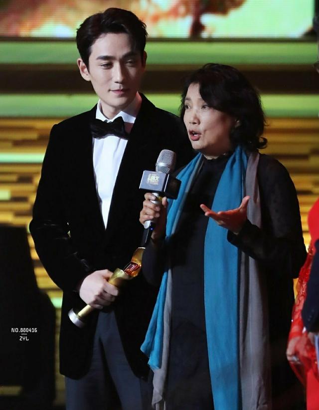 朱一龙剑道完整,朱一龙艺考摔倒原视频完整版