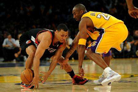 巅峰罗伊为什么是最接近乔丹的人,罗伊对科比完整视频