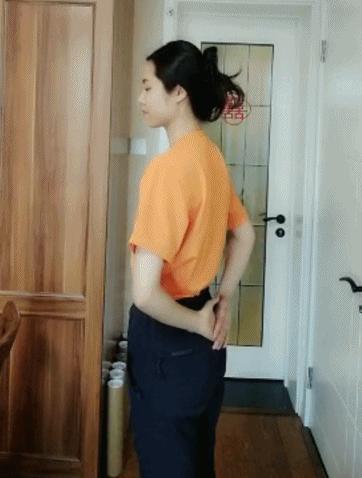 打球后肩膀痛怎么缓解,打球肩膀疼一招搞定