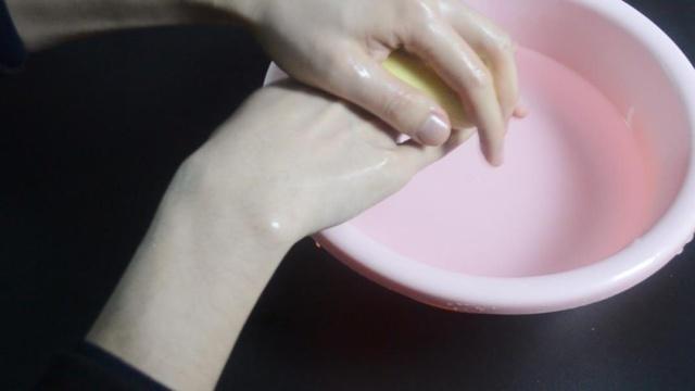 2块钱一块的硫磺皂真的去螨虫吗,2块的硫磺皂是真的吗