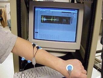 眼皮一直跳是哪里神经出问题了,眼皮总跳眼部神经抽动能放血么