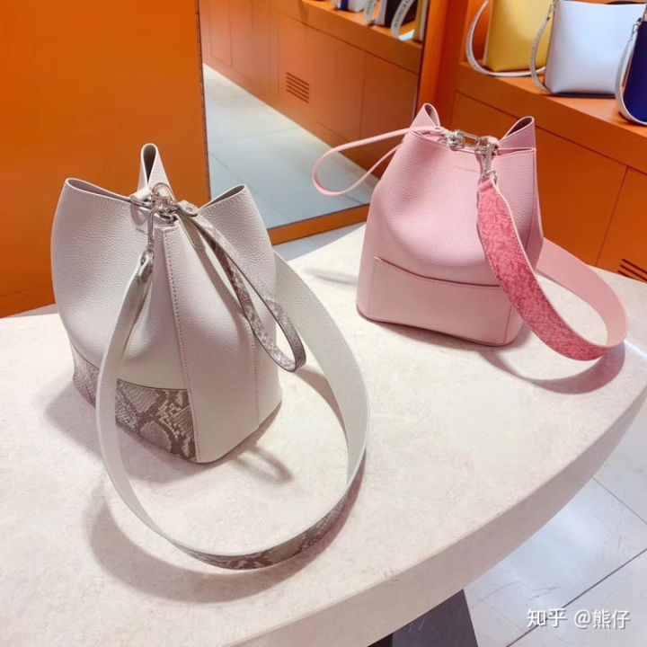 千元包包推荐轻奢20岁,千元小众包包推荐百搭平价