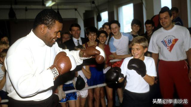 泰森第四十五场对阵布鲁诺,泰森对马西斯比赛