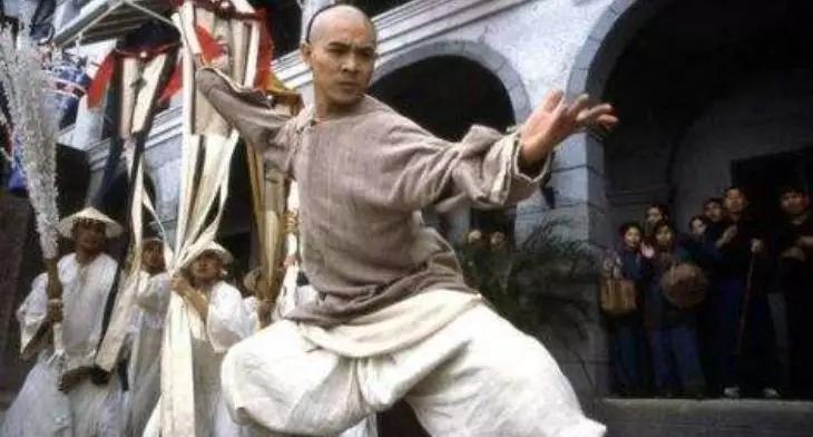 战狼2为啥被嘲笑,战狼2为什么突然火爆了