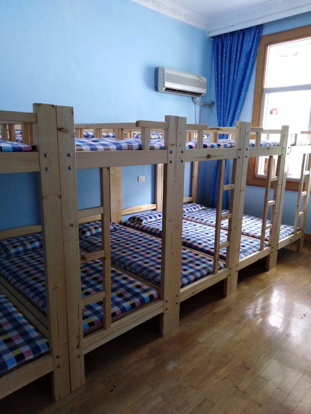 开一个小饭桌补习班怎么运营,可以自己在家开托管小饭桌吗