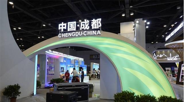 成都魅力“蓉”耀东博，一场推介会现场签约15个项目总投资逾160亿