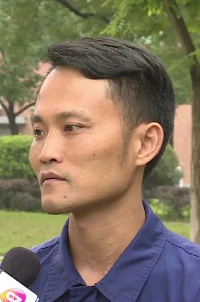 凭着“杠杠的”维修技术、“咔咔的”创新点子，他荣获了“广州好人”称号