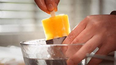 如何在家自制奶油冰棍,自制冰棍手工制作