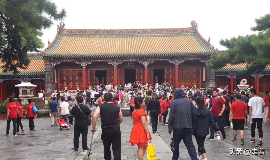 鐪嬪娓哥帺,鐪嬪