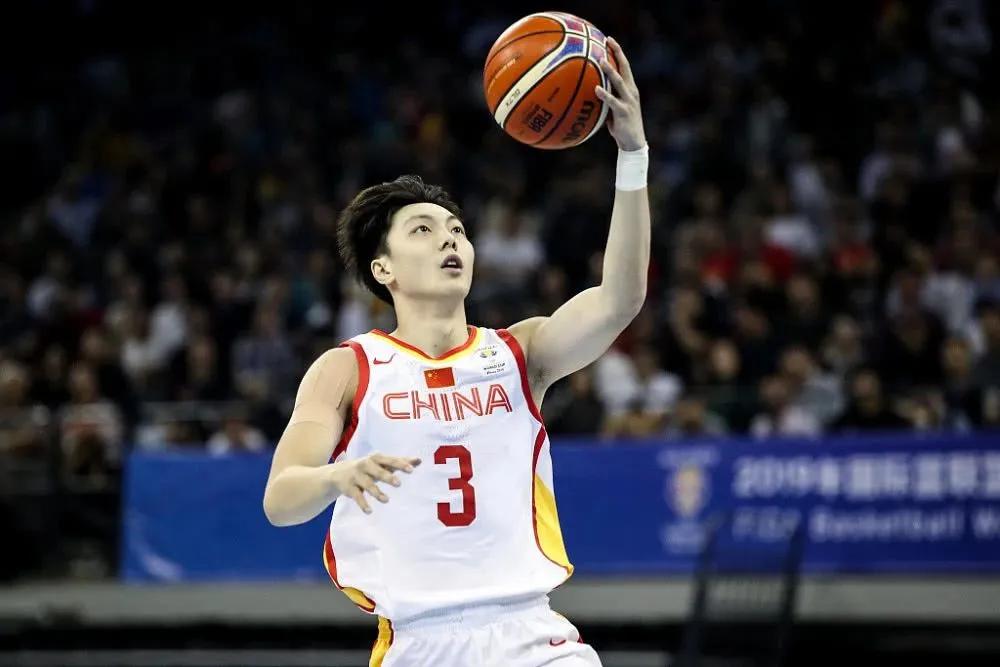 拜托，千万别让萧亚轩看到这些国家体坛中的鲜肉帅哥