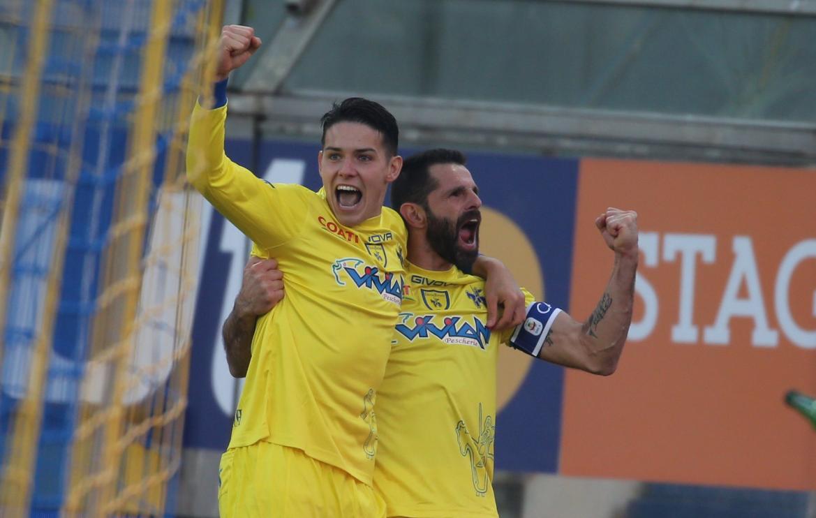 又没赢!全欧最惨球队继续摆烂15轮不胜主教练都吓跑了