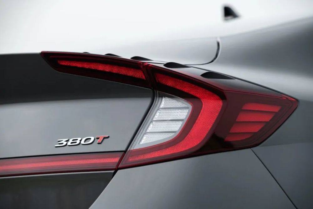 现代第十代索纳塔底盘,第十代现代索纳塔测评