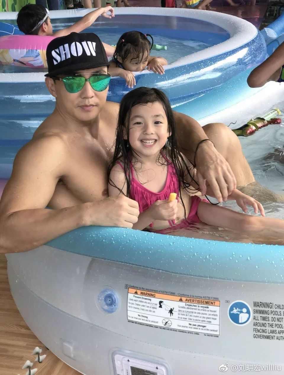 周杰伦自己拍的视频,周杰伦婴儿照