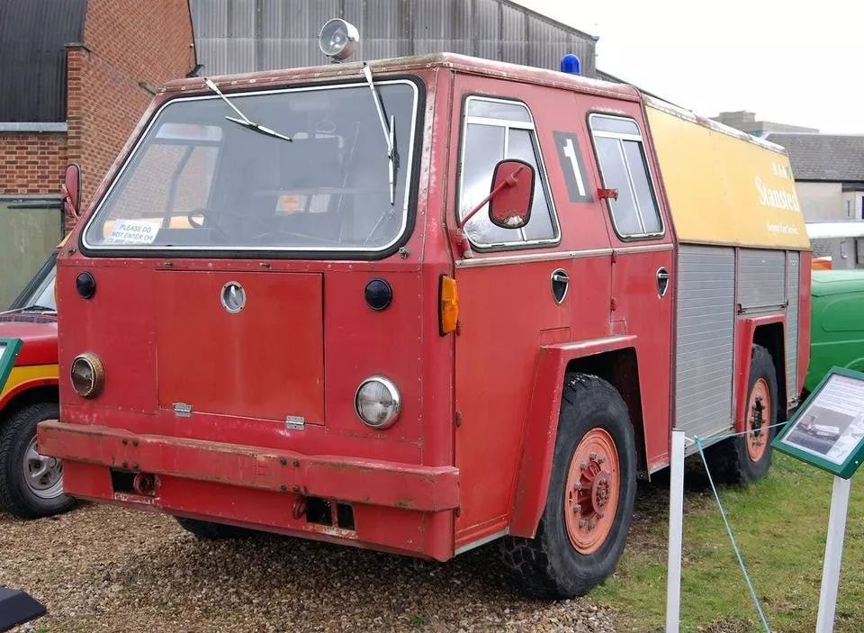 这么有钱还这么“抠”！素食43年的他究竟经历了什么？