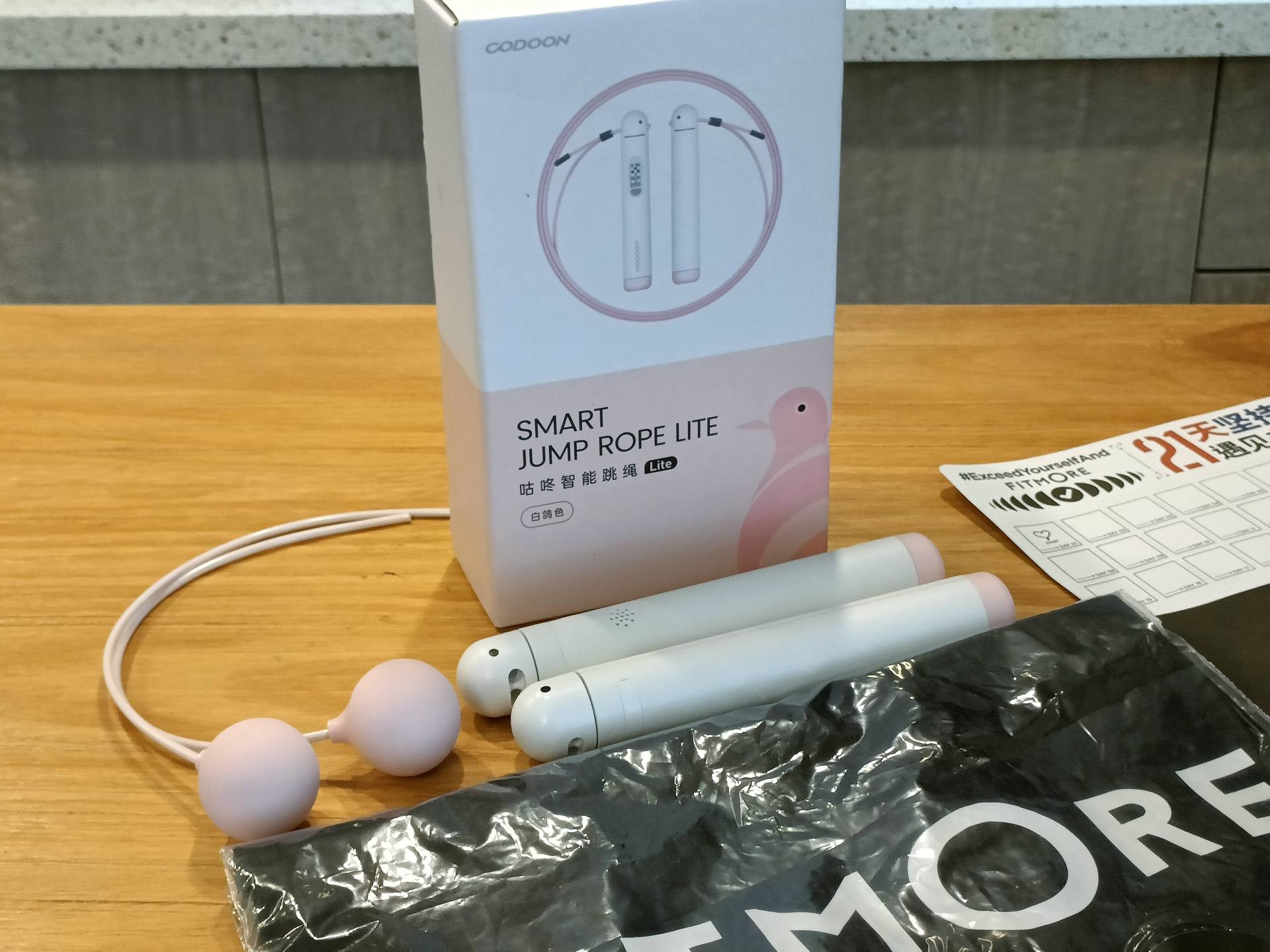 家庭智能健身黑科技fiture魔镜,fitmore智能健身镜