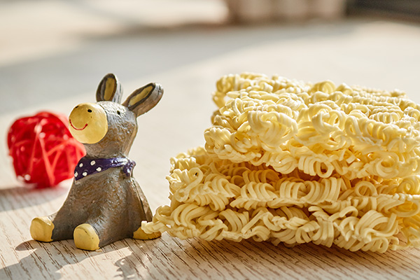 卫龙辣条成功案例分析,卫龙辣条一年赚多少元