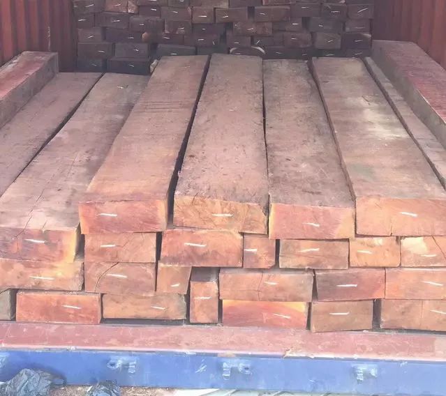 红木血檀最新消息,血檀带出去丢人吗