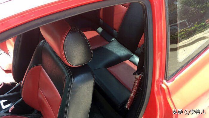 街头偶遇顶级跑车,国内街头罕见的超跑