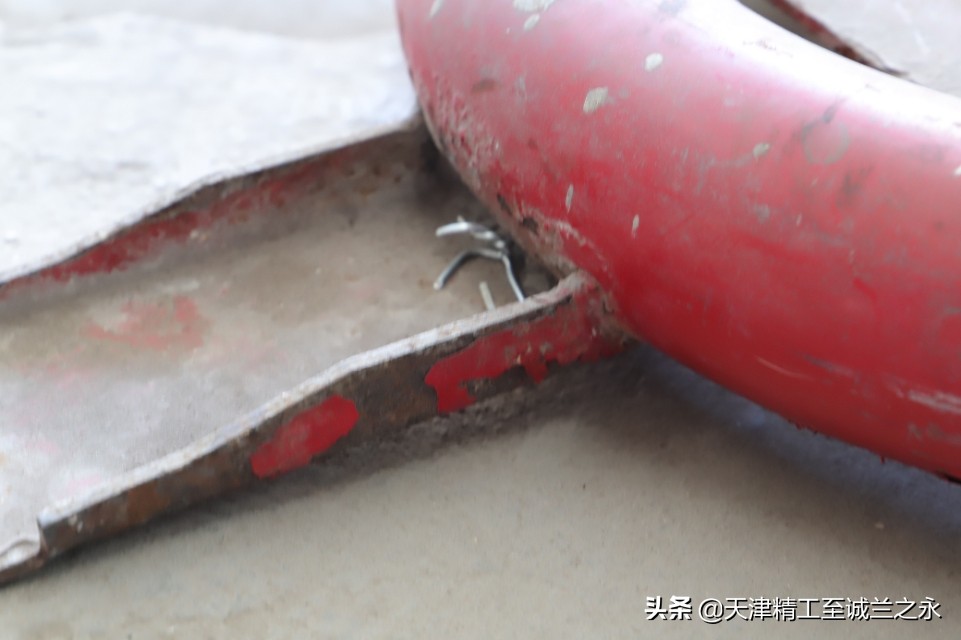 汽车喷漆工的信仰级工具翻新：瑞典IRT-300烤漆灯