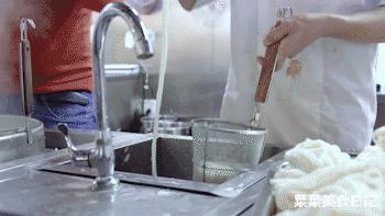 小吃天堂,这碗粉到底有多好吃