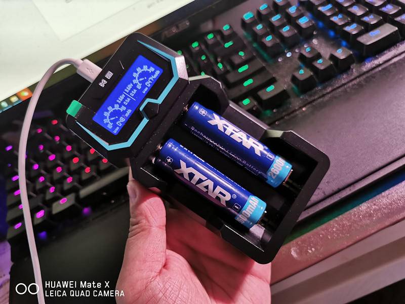 强光手电用18650电池充电器,家用充电锂电手电筒大全