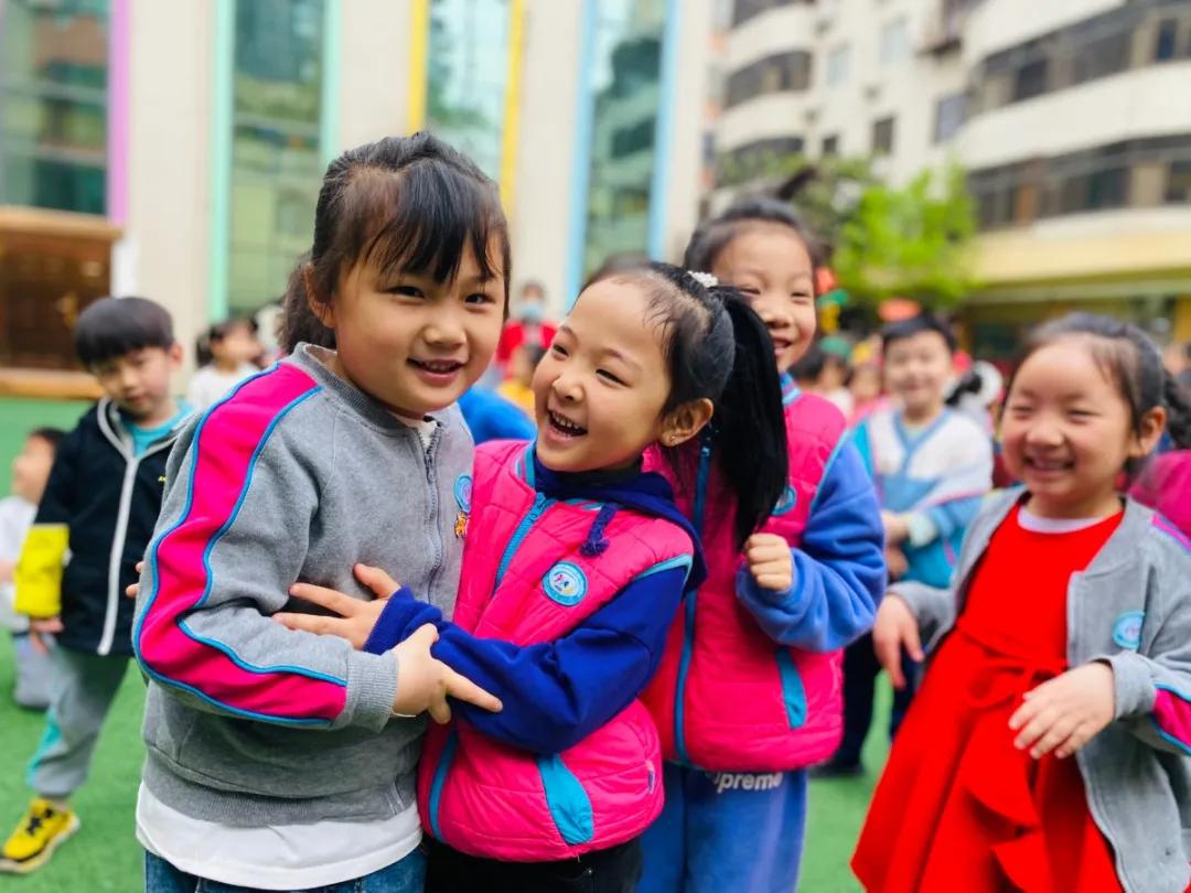 幼儿园足球嘉年华足球比赛视频,幼儿园足球主题游园活动