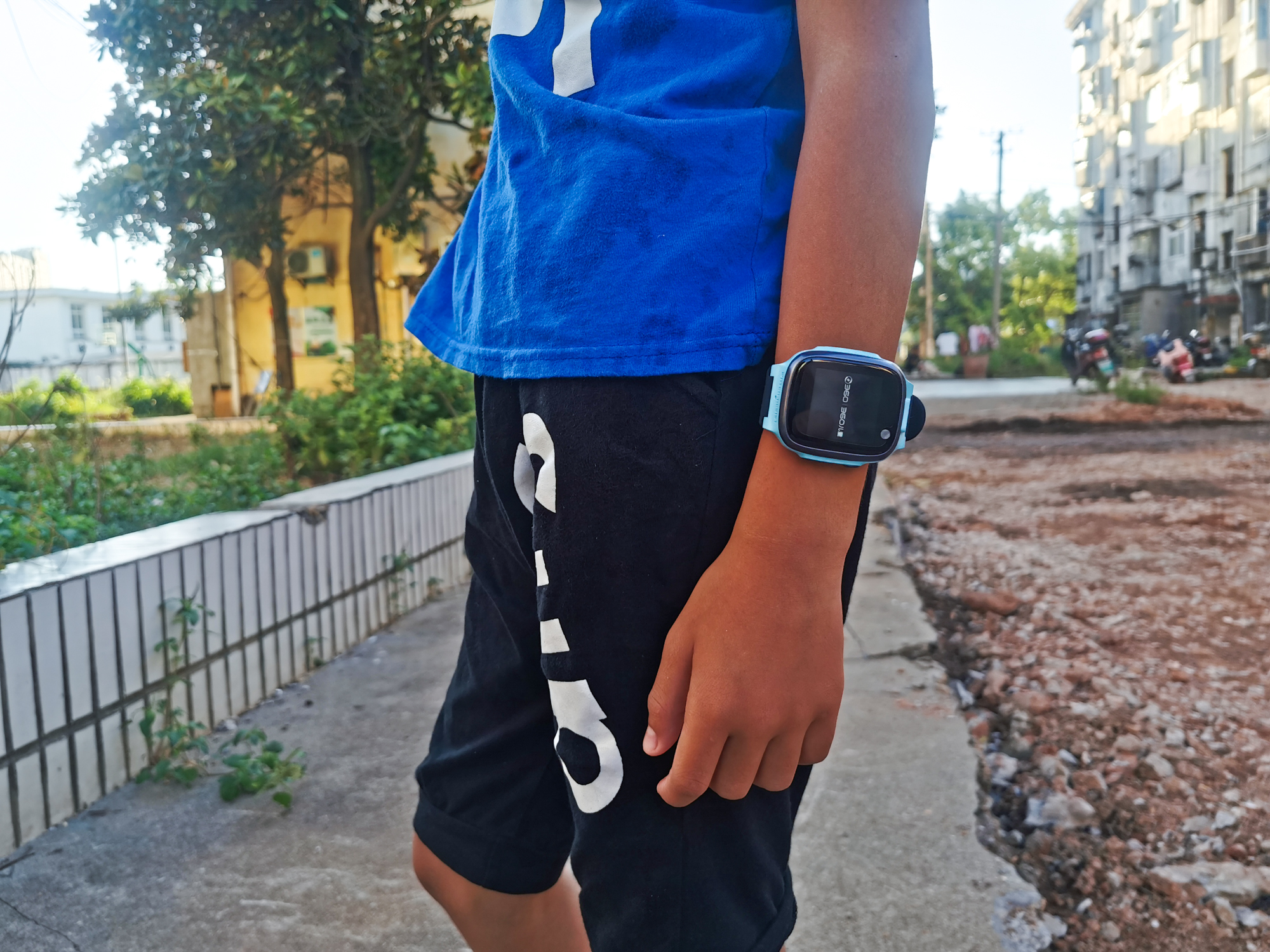 孩子上学要戴手表吗,360儿童手表p1pro和p1