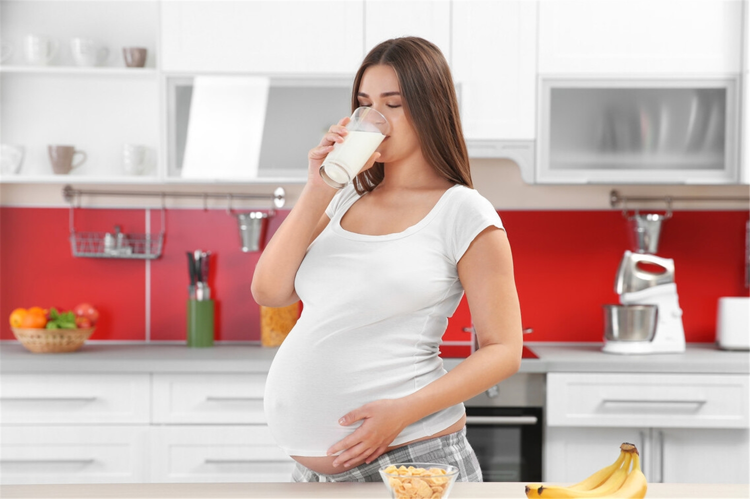 顺产三个产程，每阶段产妇要做什么？配合得好能少受罪、快生娃