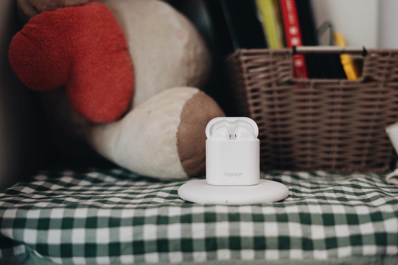 荣耀真无线降噪蓝牙耳机,荣耀最新发布蓝牙耳机