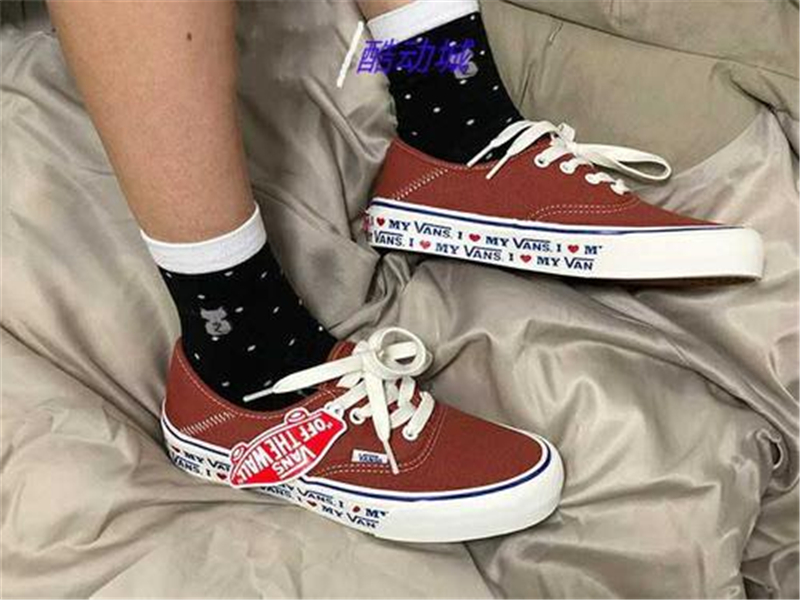 不买就后悔的新品,vans小草莓偏码