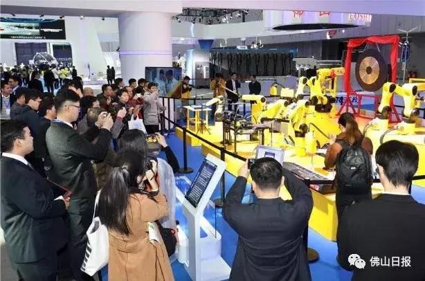 没想到，珠洽会上的机器人“样样精通”！看完觉得自己快失业了