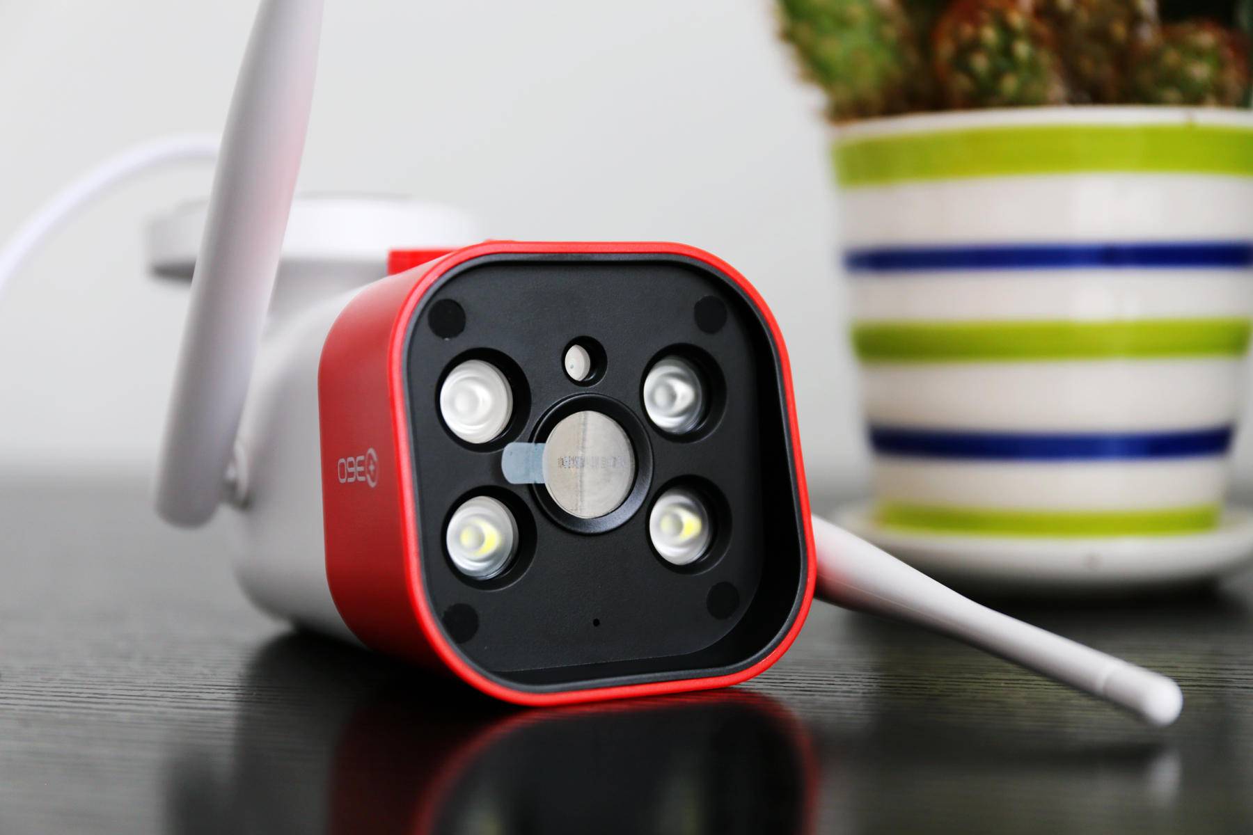 360红色警戒标准版和高配版的区别,360智能摄像机红色警戒poe版