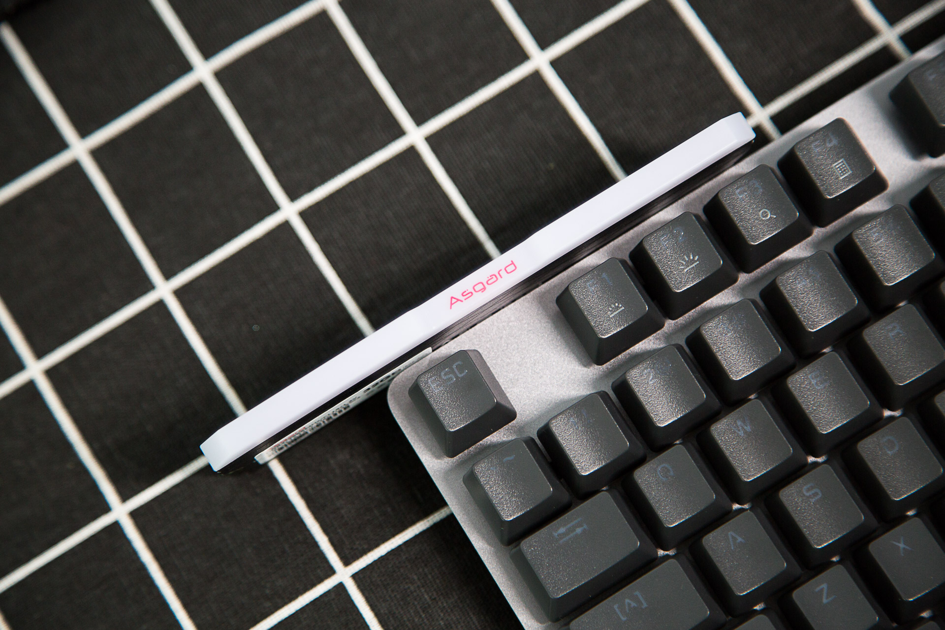 阿斯加特16g3000ddr4内存评测,阿斯加特内存条3200和3600区别