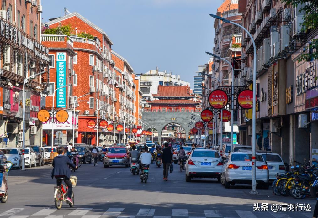 漳州有哪些古城遗址景点,福建漳州一座活着的千年古城
