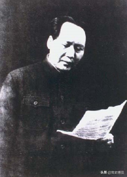 毛*东泽**定名并向全*党**推荐的“干部必读”教材