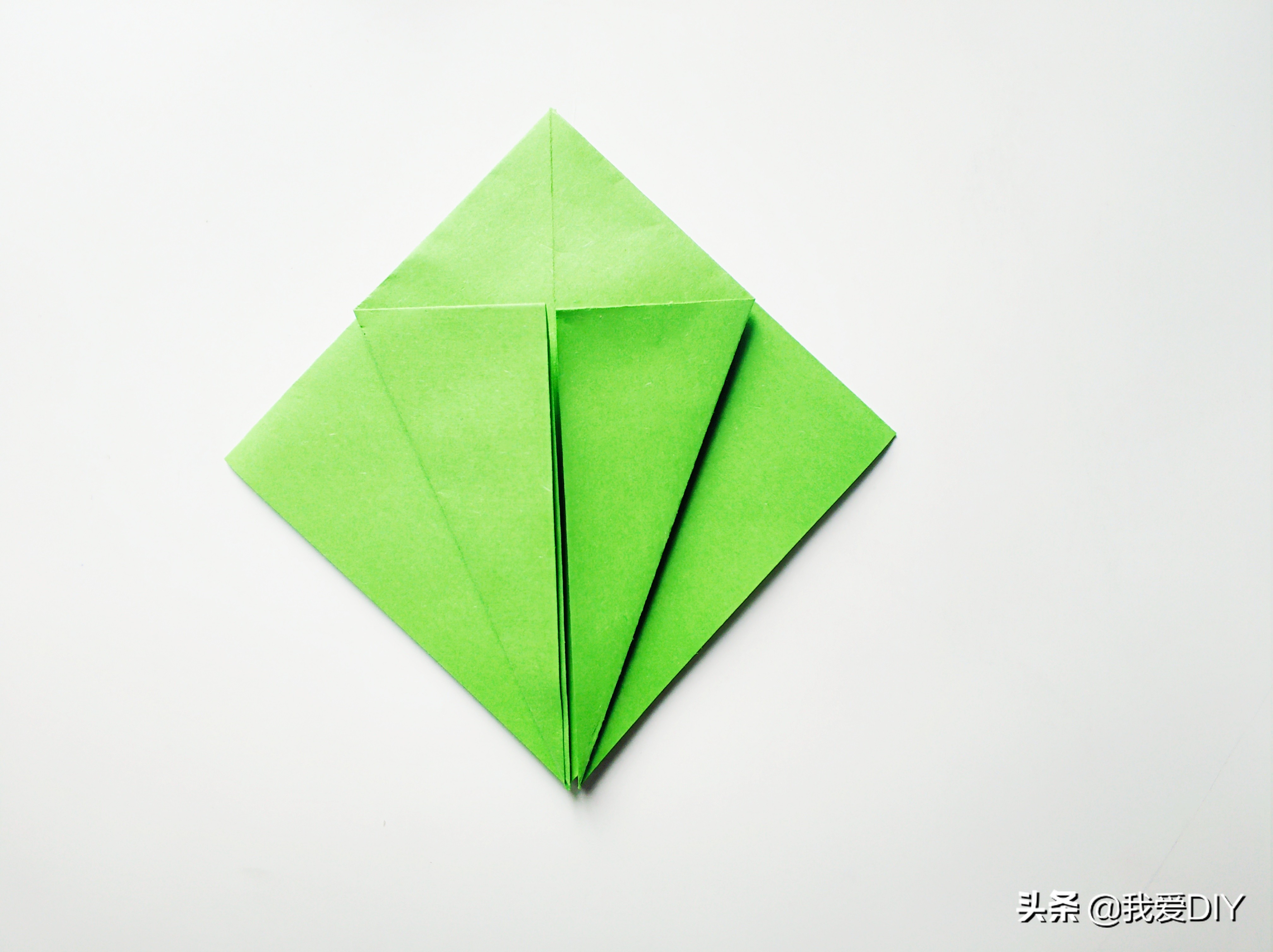 小燕子折纸步骤图解法,小燕子折纸教程简单