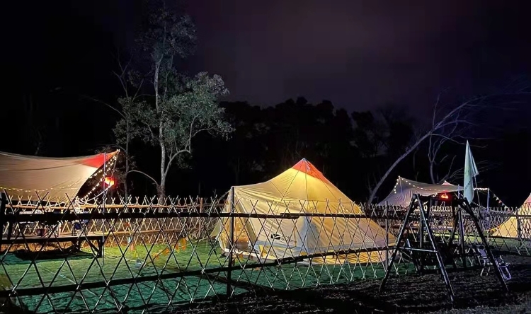 抓住假期的尾巴带上娃来一场露营,假期小尾巴带孩子去哪里玩