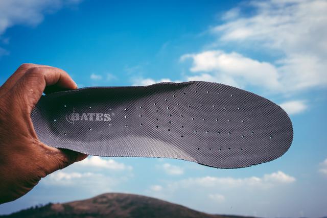 户外达人穿搭,战术靴冬季测评