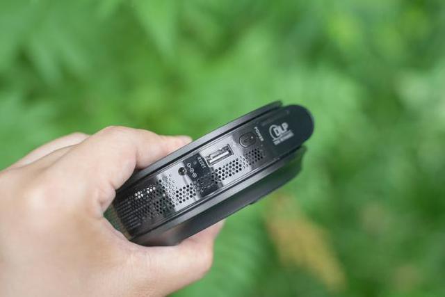 坚果t9适合多少寸投影,坚果t9投影仪测评